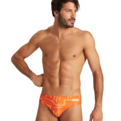 Arena Puzzled Brief -Speedo Online Store 004670 530 m puzzled brief 001 o