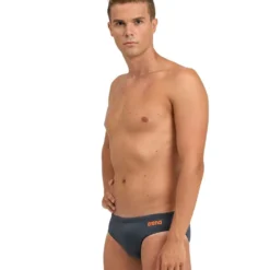 Arena Team Solid Brief -Speedo Online Store 004773 530 men s team swim briefs solid 001