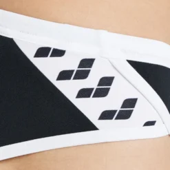 Arena Solid Icons Brief -Speedo Online Store 005045 501 m icons team brief 005 o