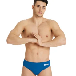 Arena Team Solid Waterpolo Brief 14 Arena Team Solid Waterpolo Brief -Speedo Online Store 005340 720 men s team swim briefs waterpolo solid 001 o