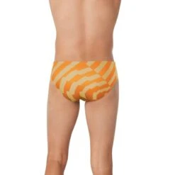 Speedo ST Vortex Maze Brief 40 Speedo ST Vortex Maze Brief -Speedo Online Store 8 002573847 x2