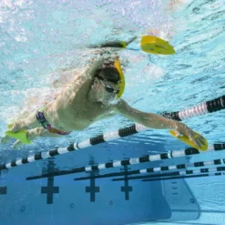 Finis Manta Paddle -Speedo Online Store anklebuoy manta laspositas 02