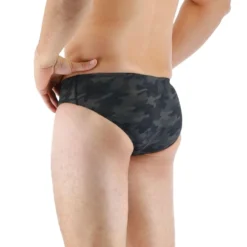 TYR Blackout Camo -Speedo Online Store rbca7a camo racer 1